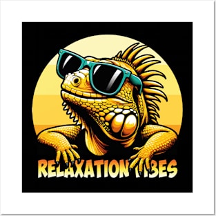 Relaxation Vibes: Iguana T-Shirt for Sun Seekers Posters and Art